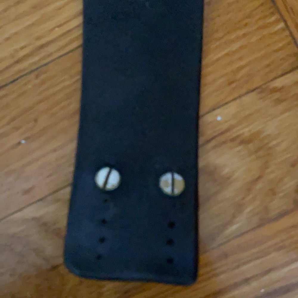 Custom made men’s leather with silver design bracelet - Picture 8 of 11
